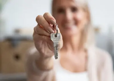 Benefits of Downsizing to a One-Bedroom Apartment