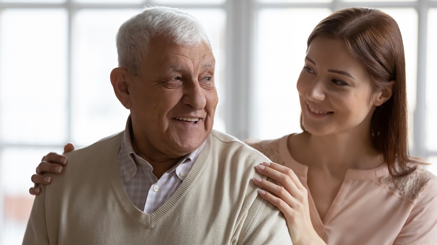 6 Signs that Signal an Older Parent Might Need Help