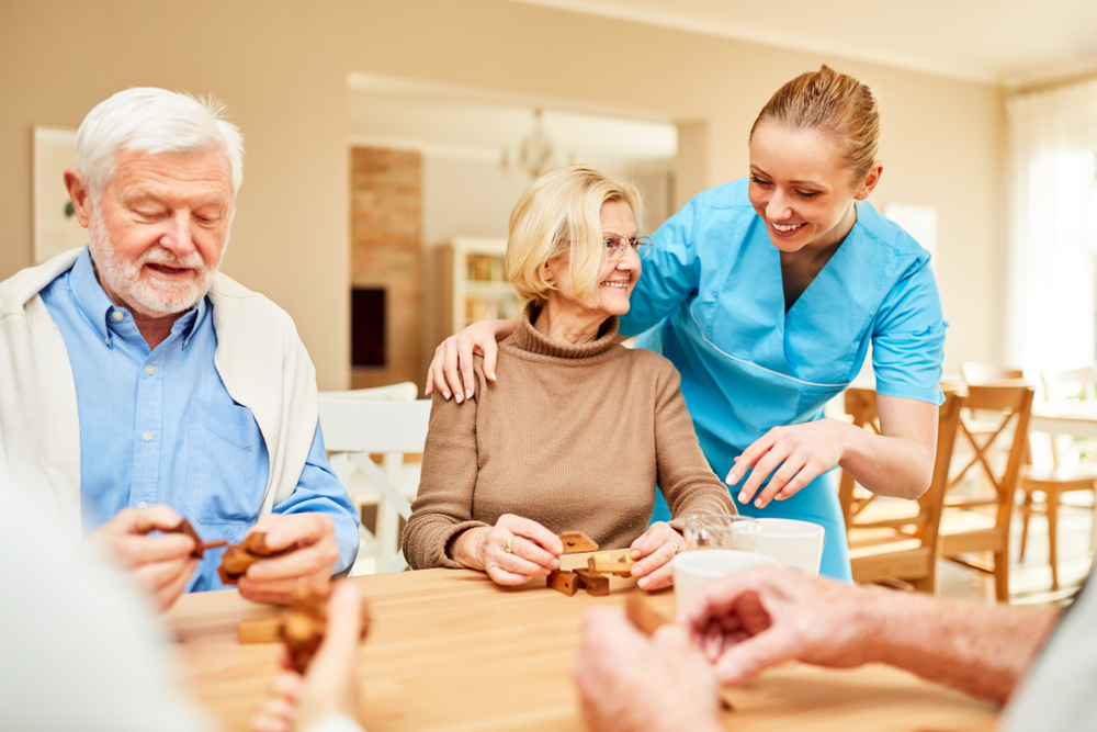 Top Benefits of Assisted Living for Aging Parents