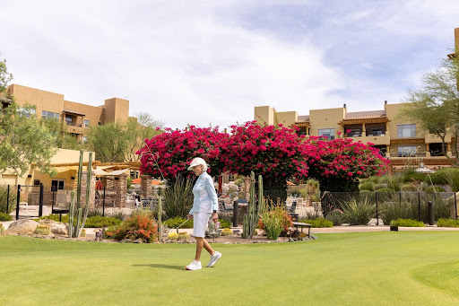 How Seniors Thrive in Arizona’s Winter Months